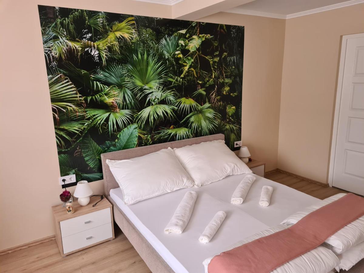 Napfeny Apartman Makó Zewnętrze zdjęcie